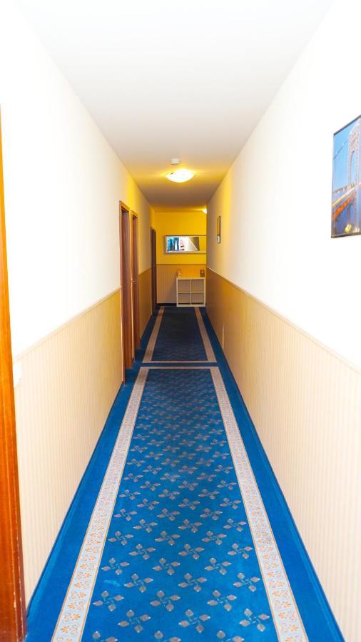Itm Hotel Deutsches Haus Hambourg Extérieur photo